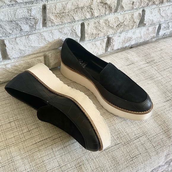 Vince Camuto Black Platform Loafers Croc Embossed | 7.5 | Preppy | Normcore - Picture 4 of 5
